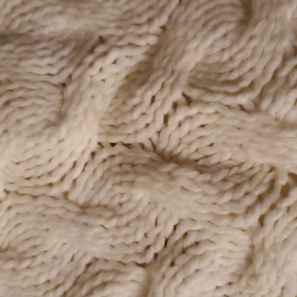 ❤️ POTTERY BARN Set of 2 Button Knit Fur Trim Pillow Covers ❤️ - Picture 12 of 15